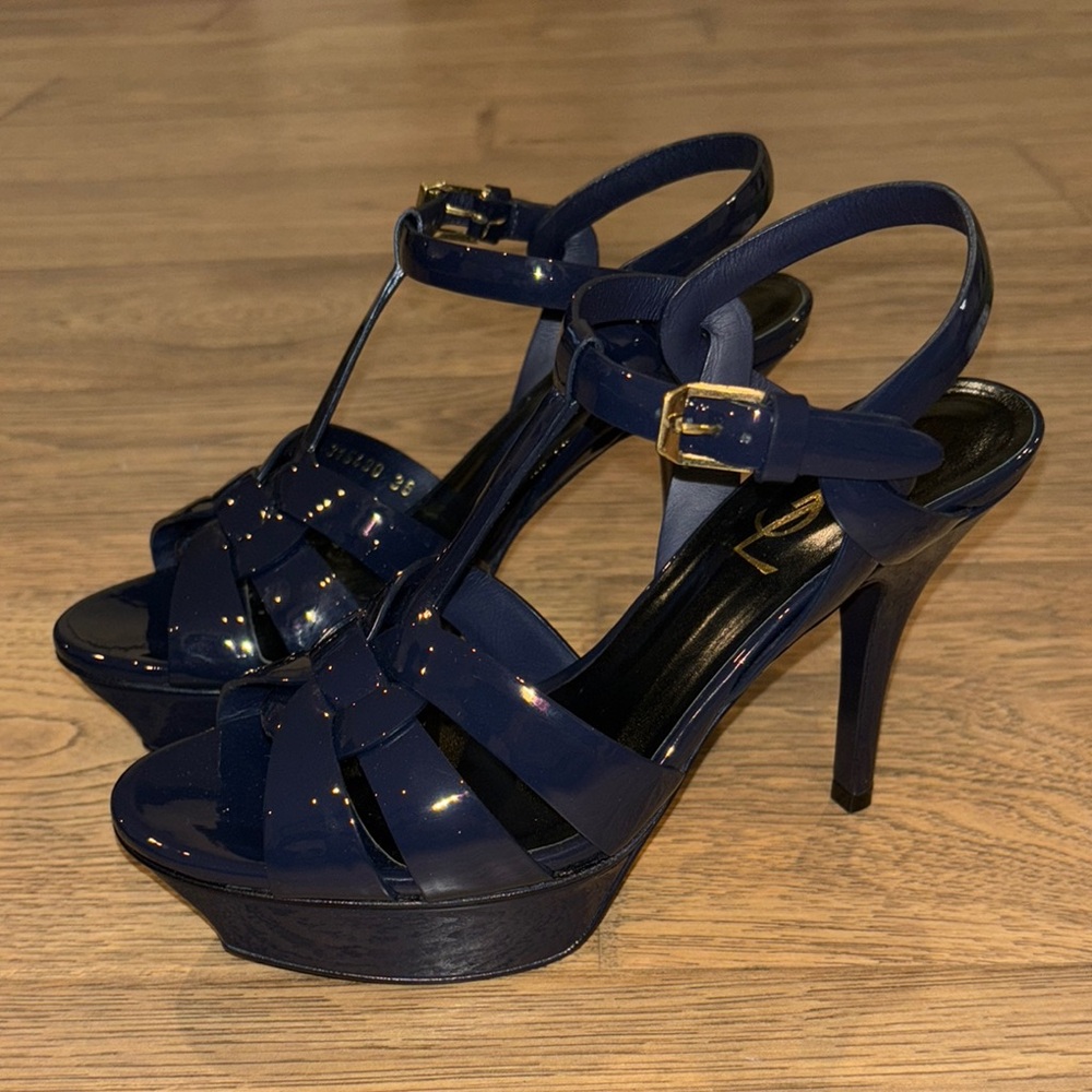 Saint Laurent Tribute 105 Patent Leather Sandals